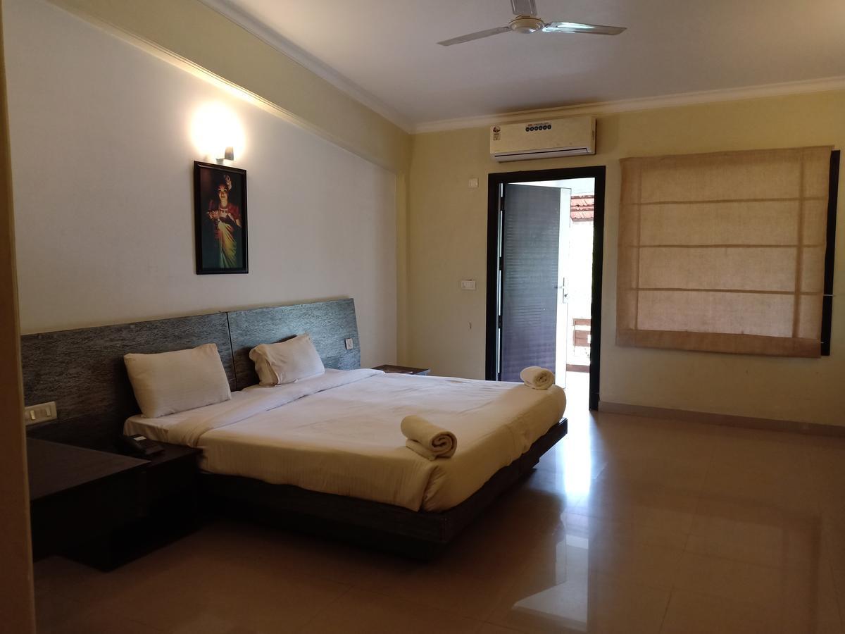 Mystica Resort Лонавала Екстериор снимка